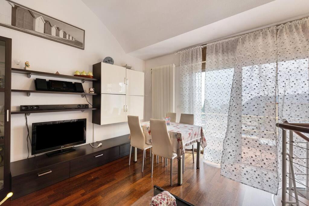 Al 37 Vista Mare E Colline Apartment Finale Ligure Exterior photo