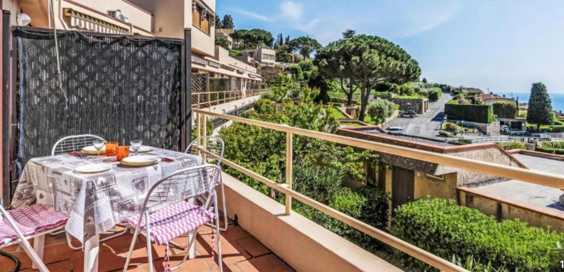 Al 37 Vista Mare E Colline Apartment Finale Ligure Exterior photo